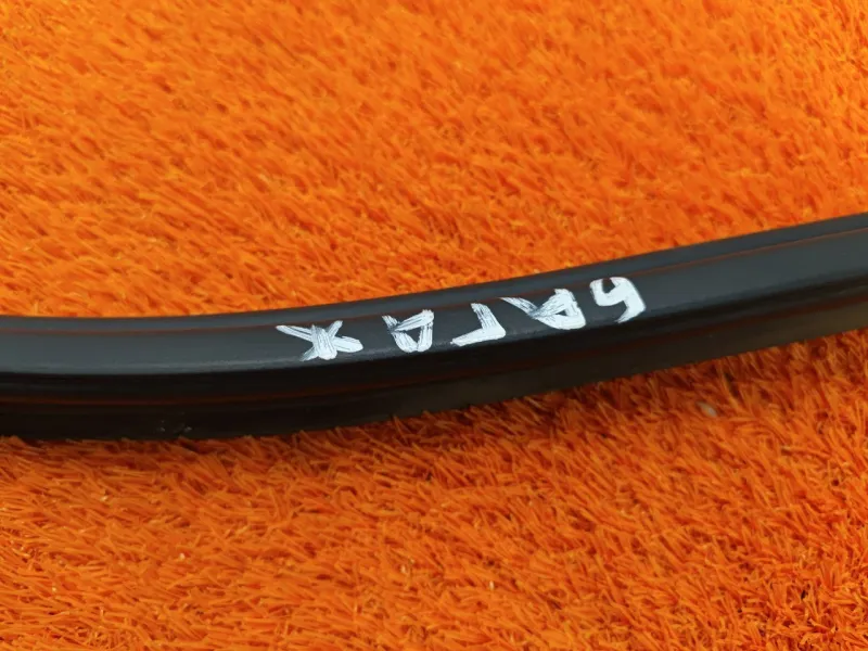 Уплотнитель багажника