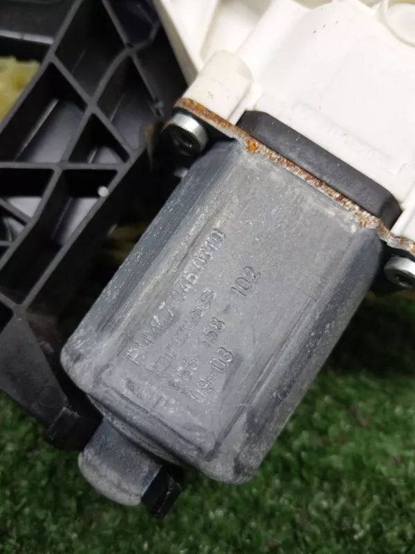 Стеклоподъемник BMW 7-Series 2009 51357182615 F01, задний левый