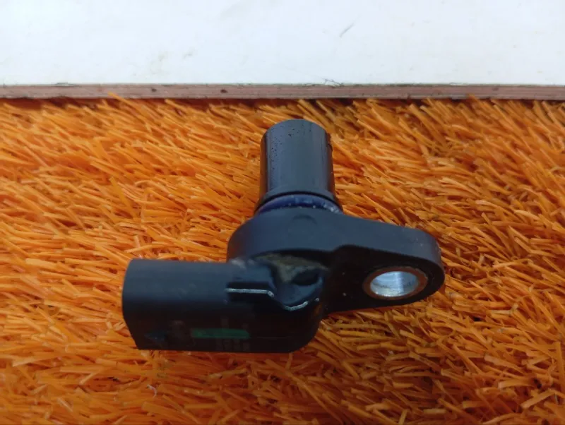 Датчик положения распредвала