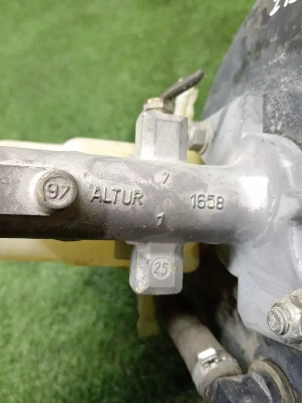 Главный тормозной цилиндр