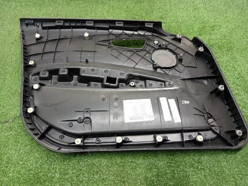 Обшивка двери BMW 1-Series 2004 51417133300 E87, передняя правая