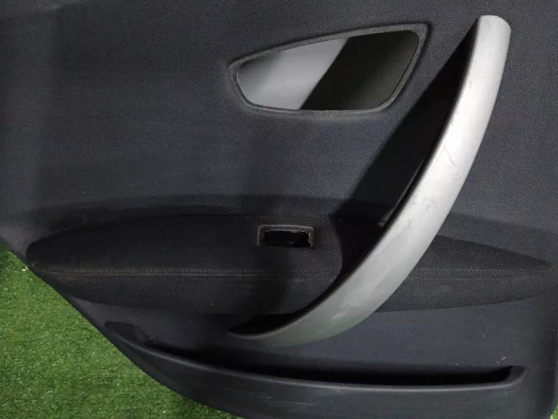 Обшивка двери BMW 1-Series 2004 51427133359 E87, задняя левая