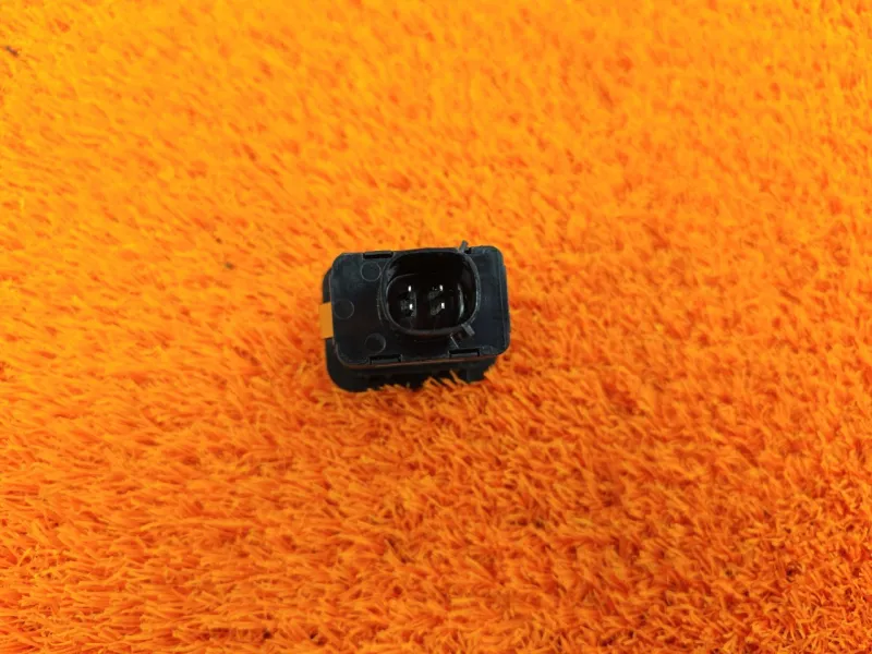 Кнопка багажника