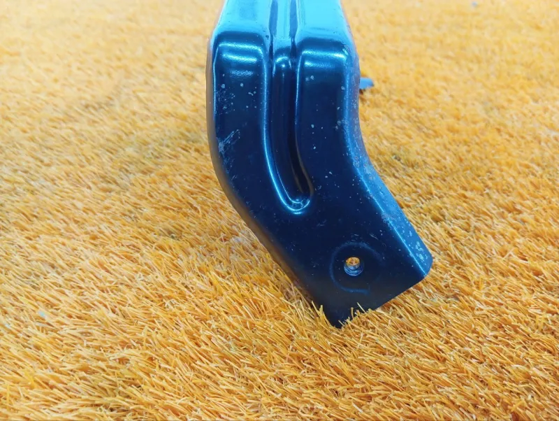 Крепление бампера