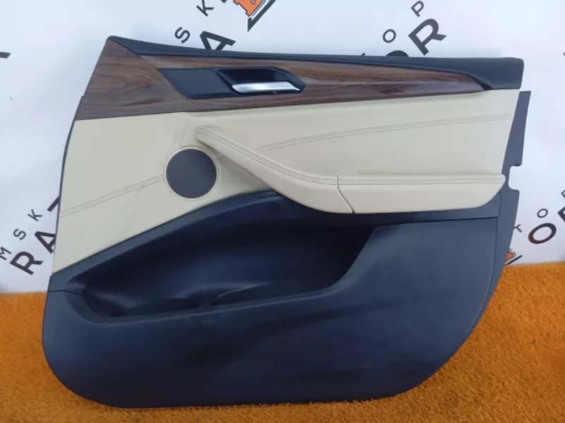 Обшивка двери