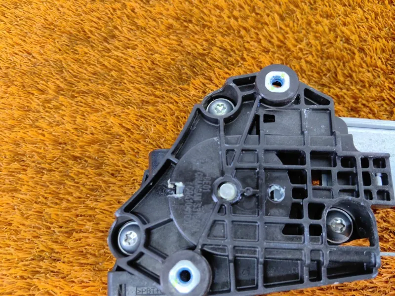 Стеклоподъемник