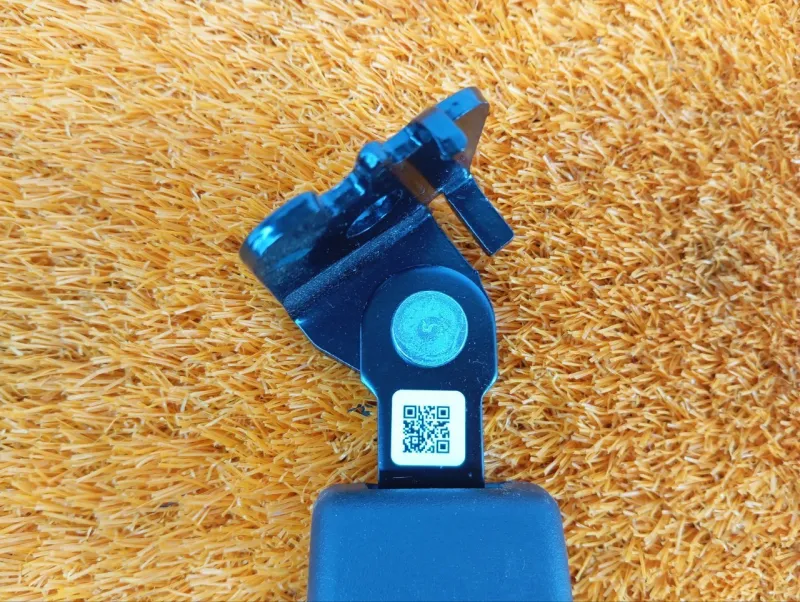 Ответная часть ремня безопасности