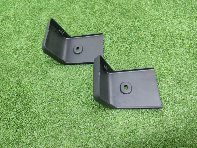 Заглушка крепления сиденья