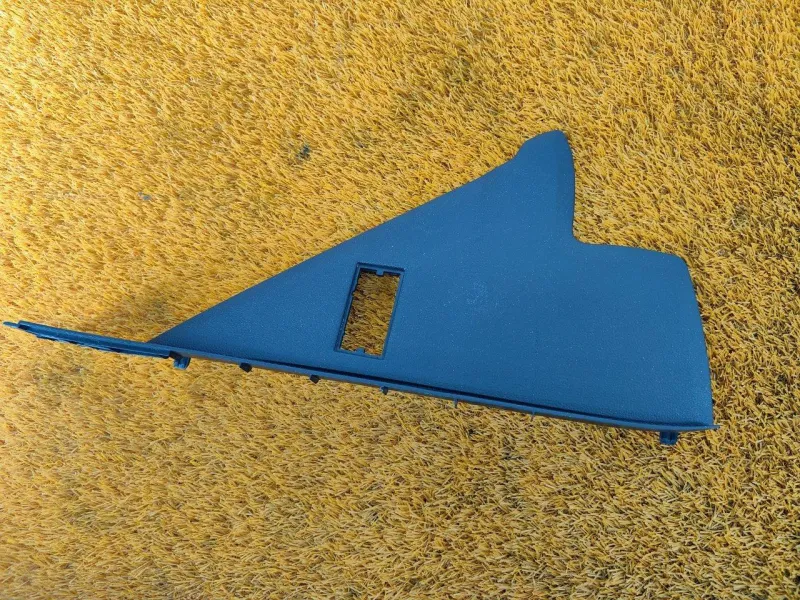 Накладка на торпедо