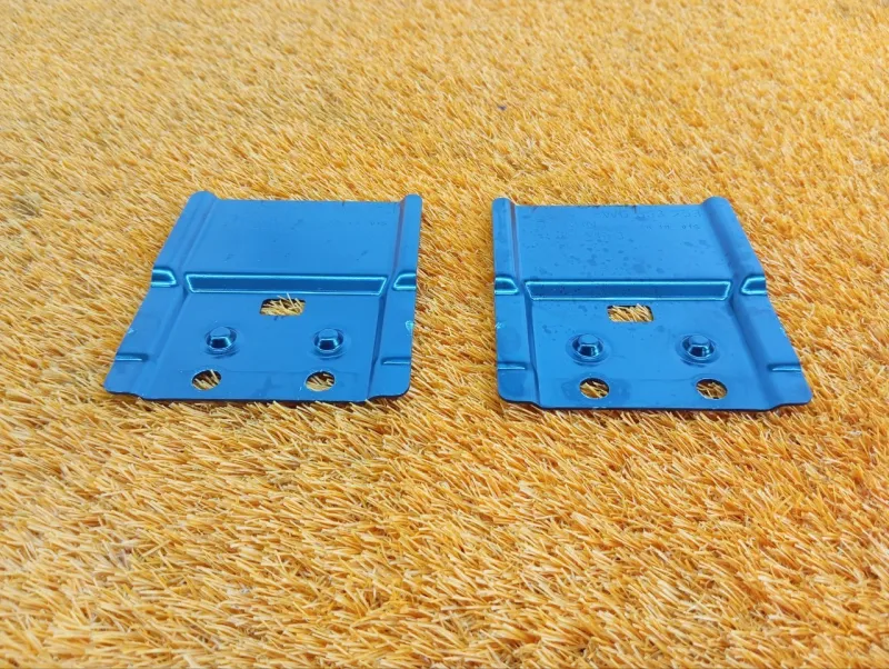 Крючок багажника