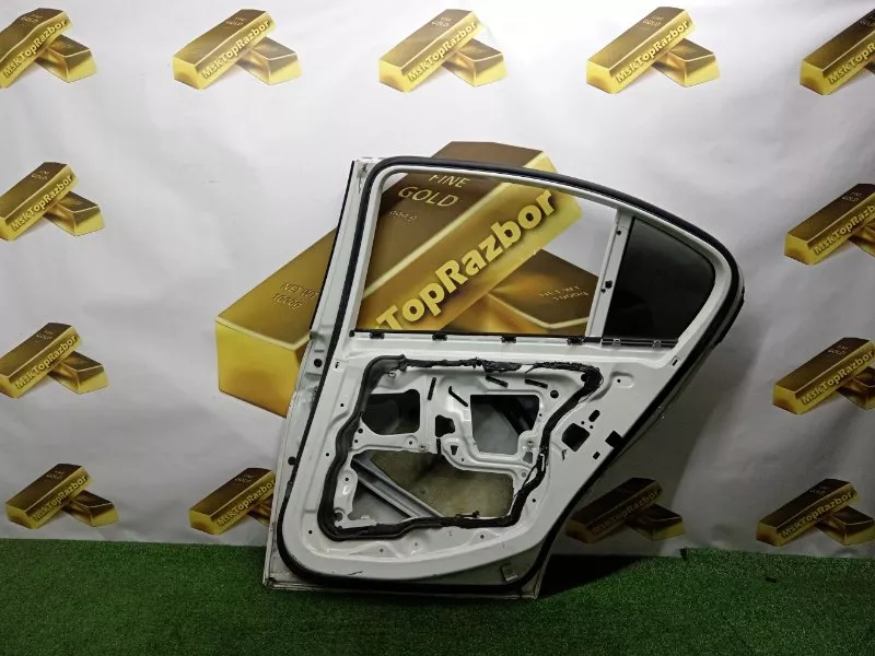 Дверь BMW 3-Series 2006 41007203648 E90, задняя правая