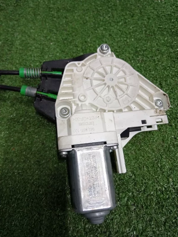 Стеклоподъемник Audi A1 2012 8X3837461 1 CAXA 47536, передний левый