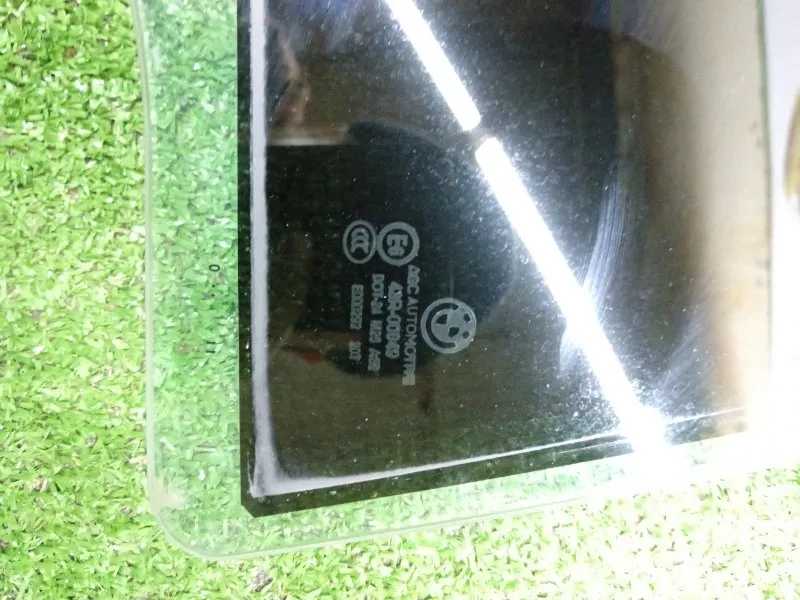 Стекло двери BMW 5-Series 2011 51357182120 F10/F11, заднее правое