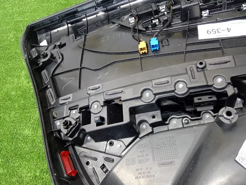 Обшивка двери