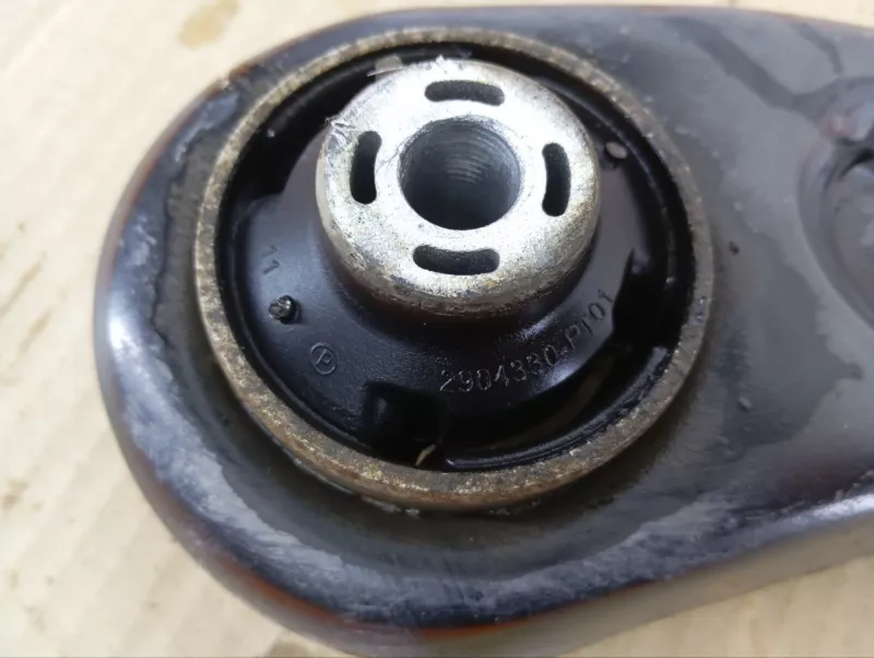 Рычаг подвески