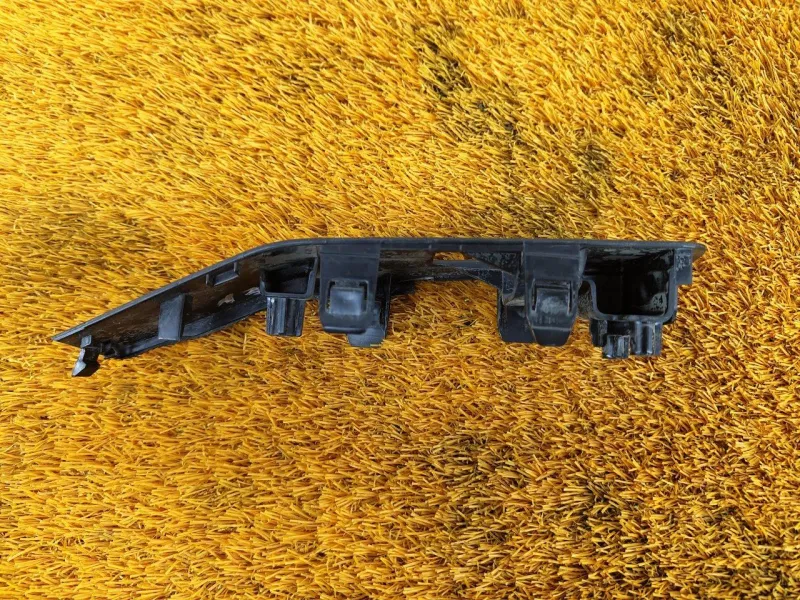 Молдинг двери