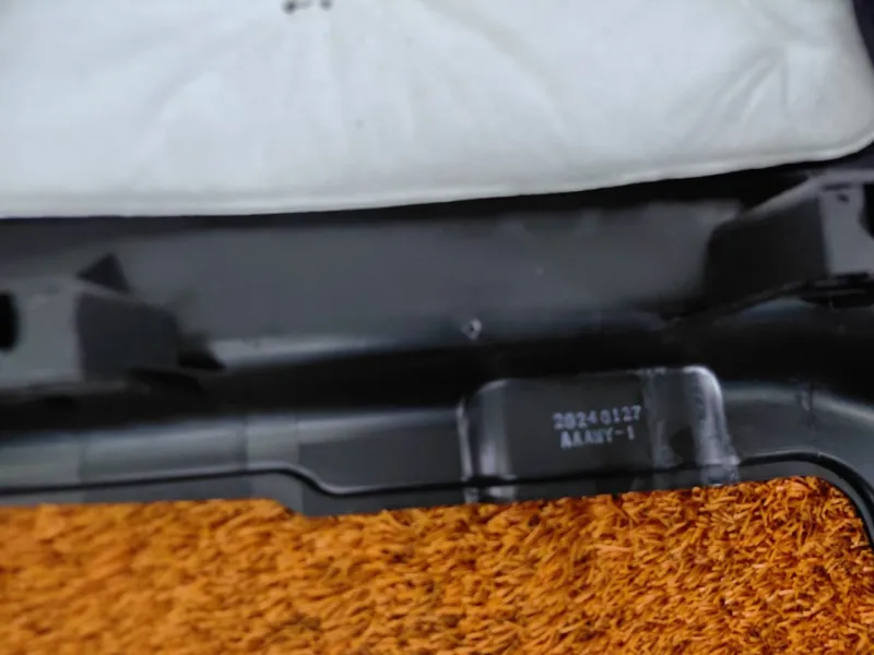 Обшивка центральной стойки