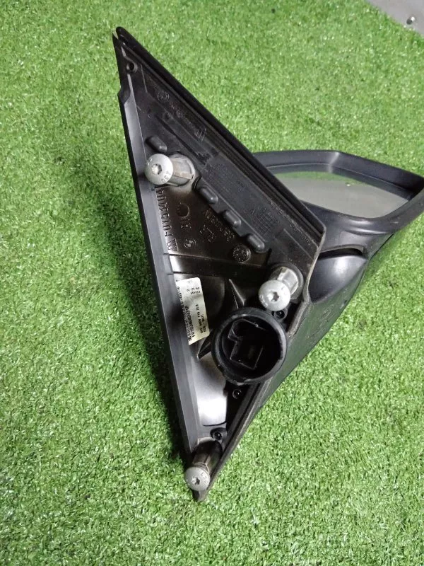 Зеркало боковое