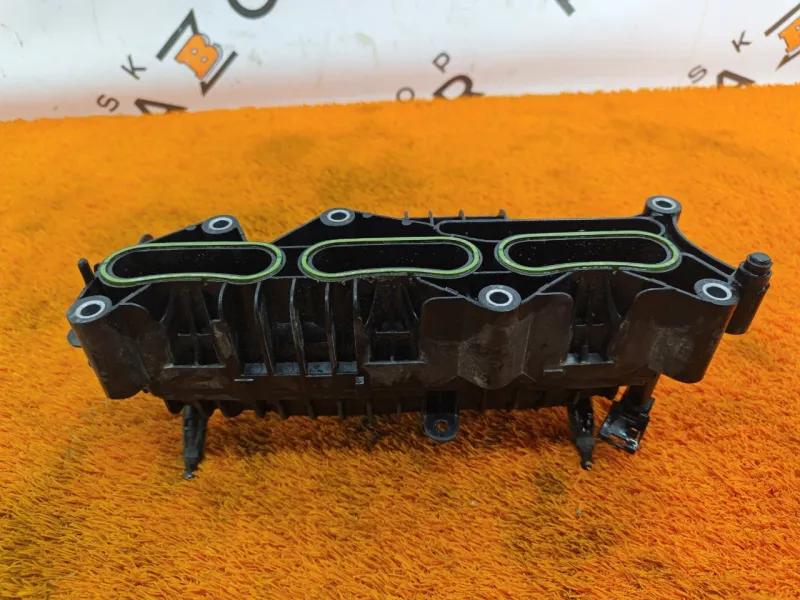 Коллектор впускной