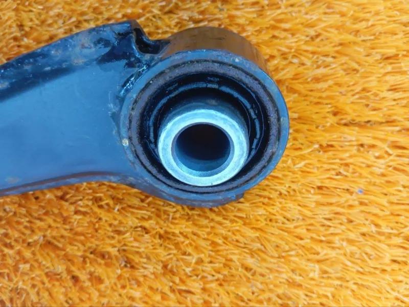 Рычаг подвески