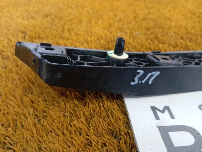 Крепление бампера