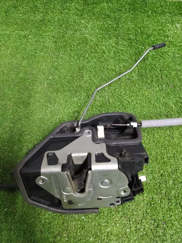 Замок двери