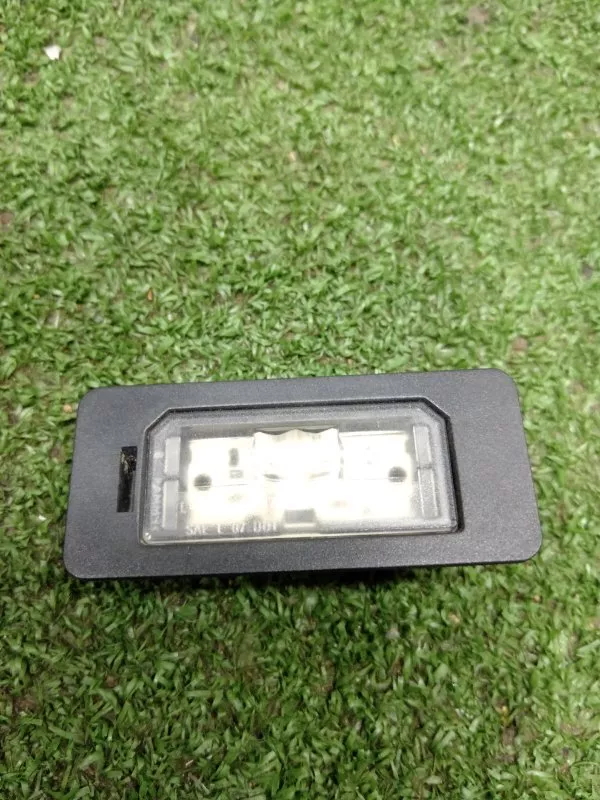 Плафон освещения багажника