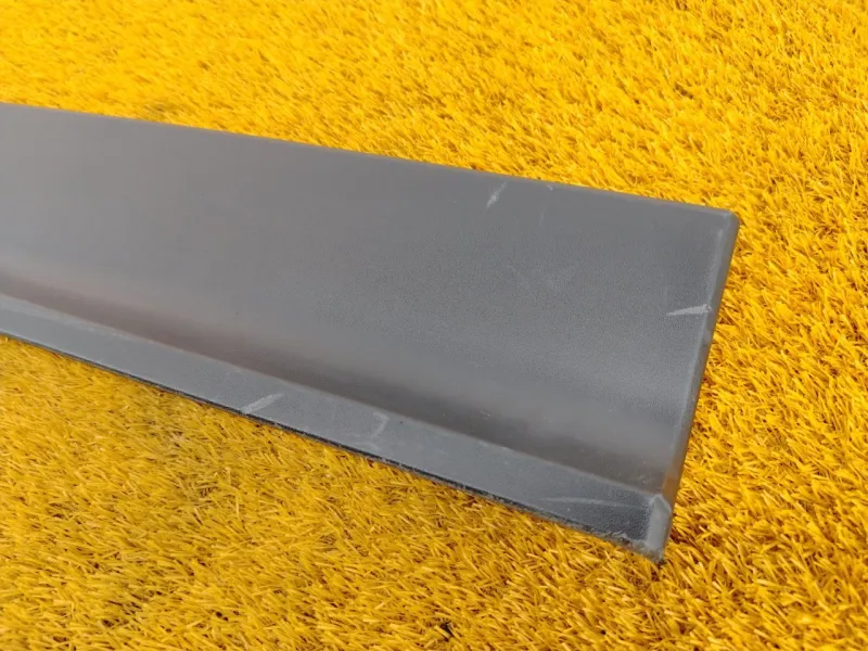 Молдинг двери