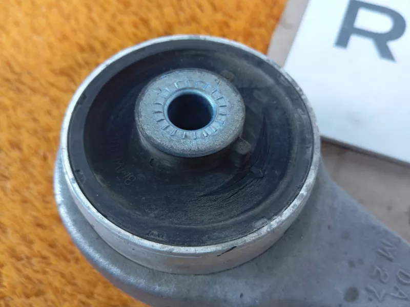 Рычаг подвески