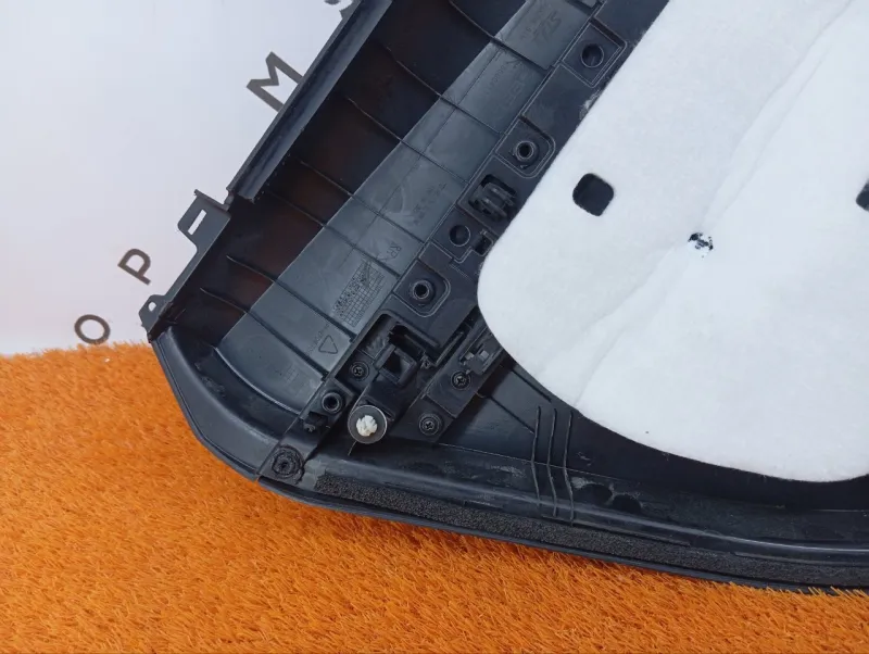 Обшивка двери