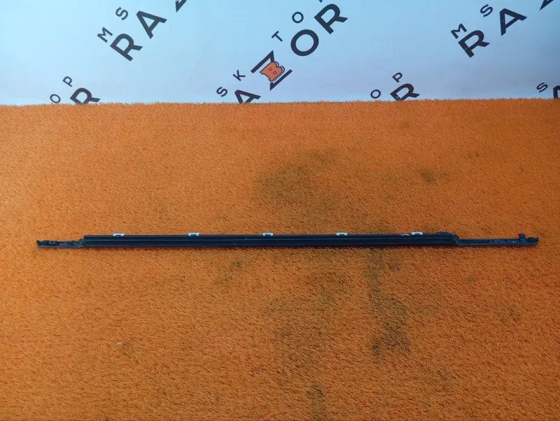 Молдинг стекла