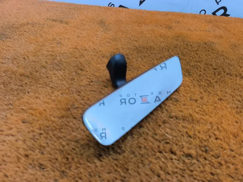 Зеркало заднего вида