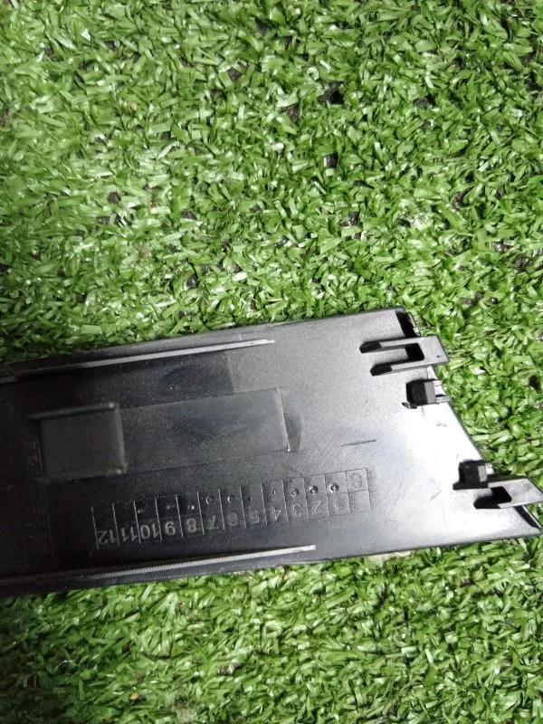 Накладка двери декоративная