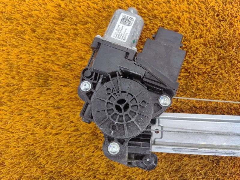 Стеклоподъемник