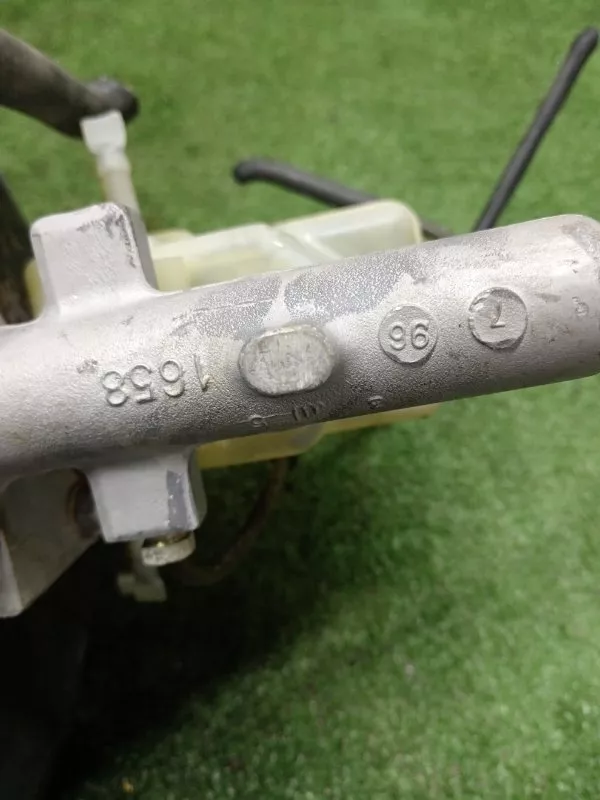 Главный тормозной цилиндр