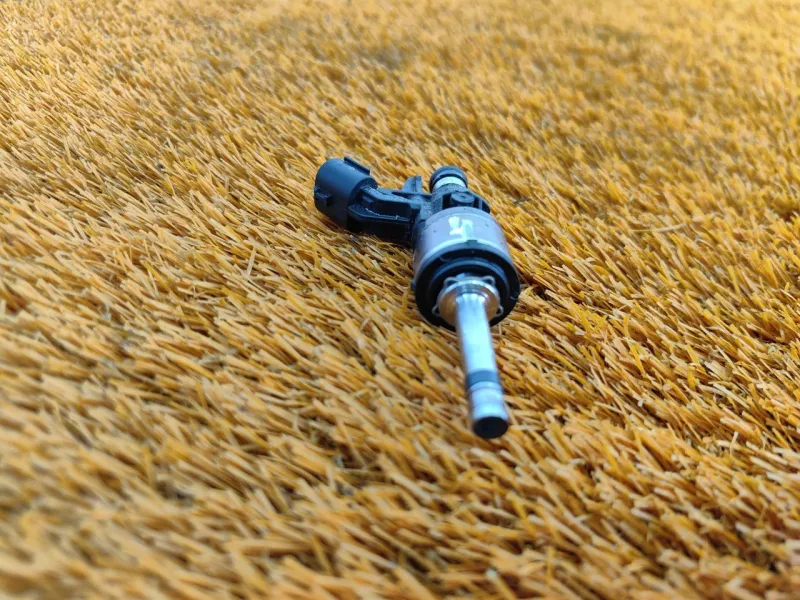 Форсунка топливная