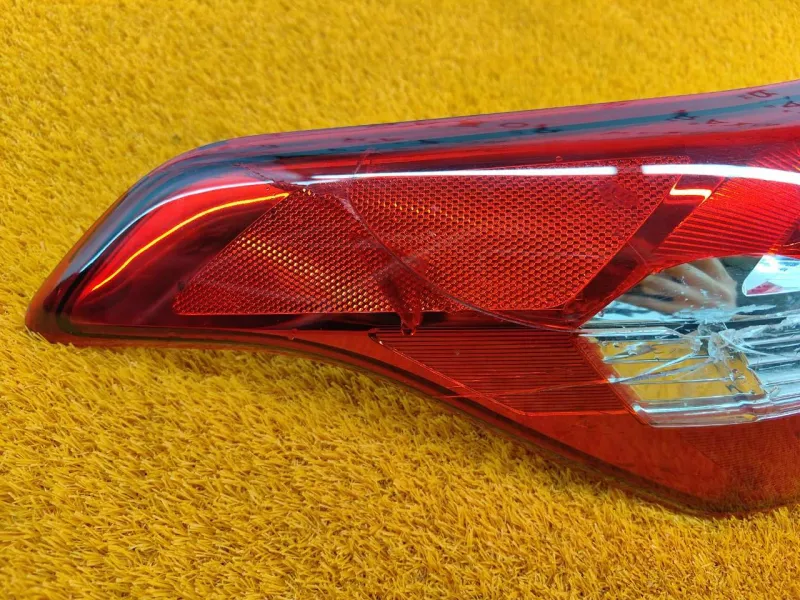 Фонарь задний