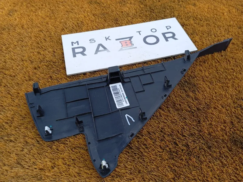 Накладка на торпедо