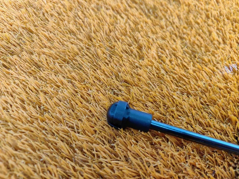 Амортизатор багажника