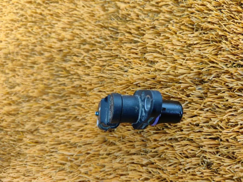 Датчик положения распредвала