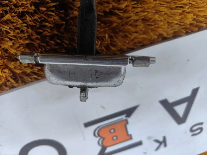 Ограничитель двери