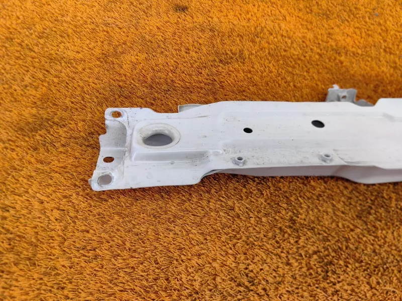 Панель передняя