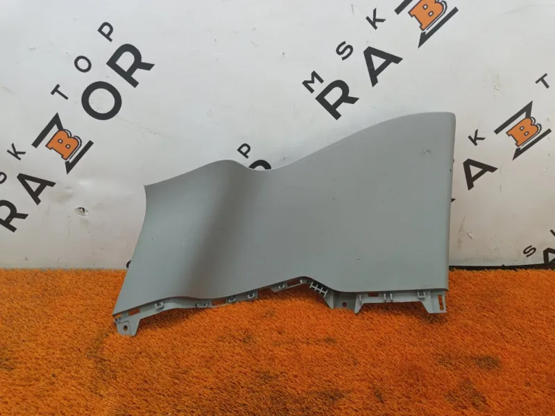 Накладка на стойку кузова