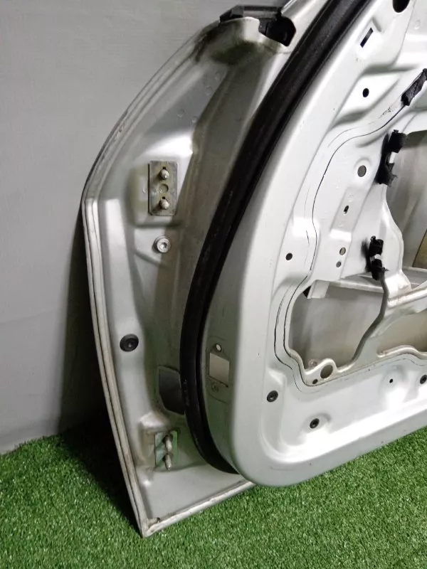 Дверь BMW 3-Series 2007 41007203644 E90, передняя правая