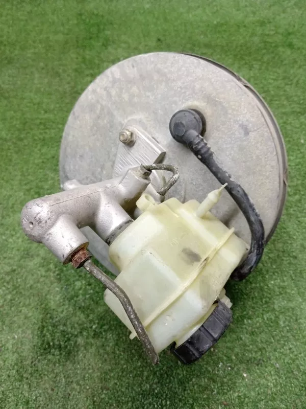 Главный тормозной цилиндр