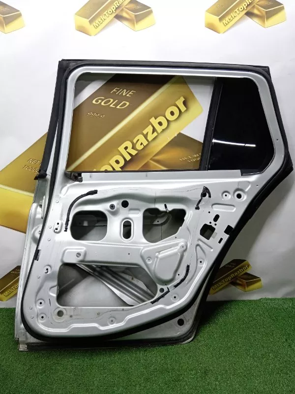 Дверь BMW 5-Series 2011 41007206120 F10/F11, задняя правая