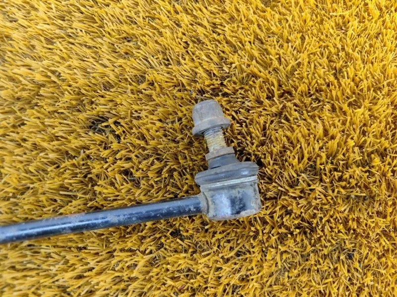 Стойка стабилизатора