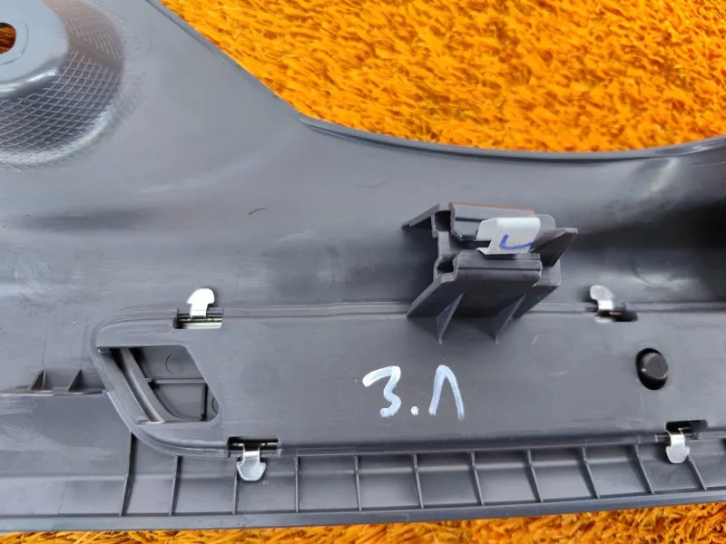 Накладка порога внутренняя