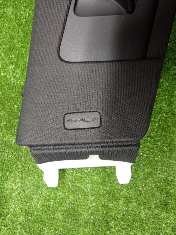 Накладка на стойку кузова