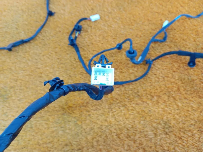 Проводка крышки багажника